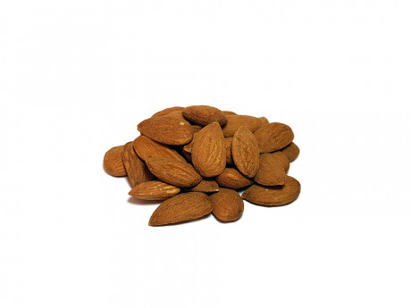 Amandes entières émondées