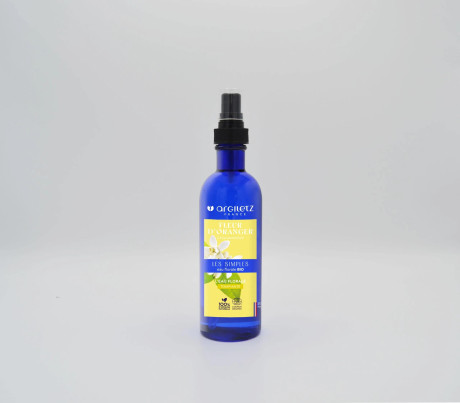 EAU-FLORALE_FLEUR-DORANGER_LES-SIMPLES-scaled.jpg